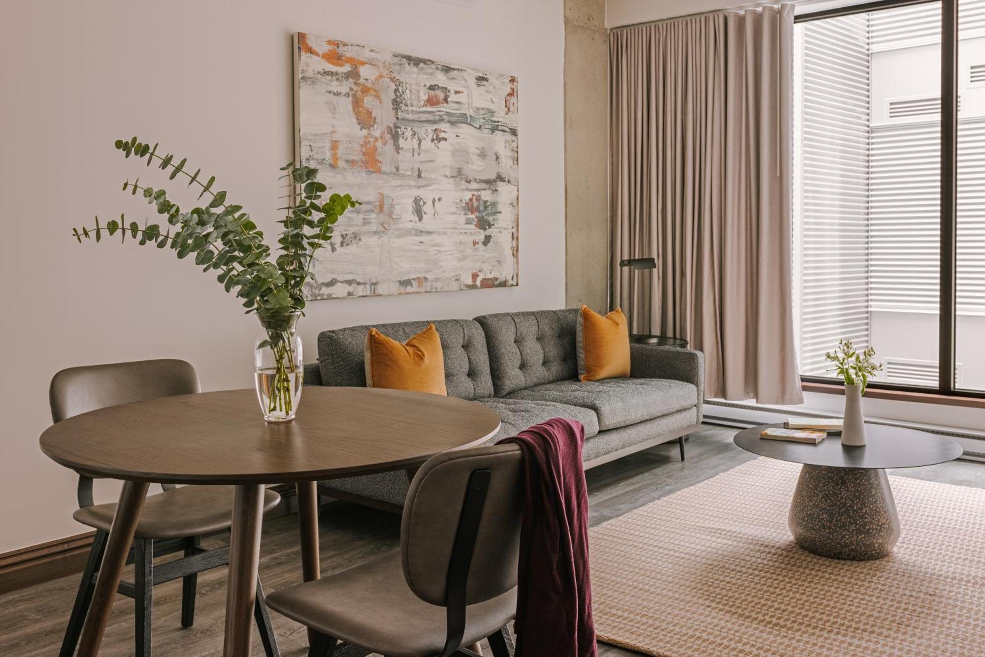 Sonder By Marriott Bonvoy Lambert Apartments Old Montreal มอนทรีอัล ภายนอก รูปภาพ