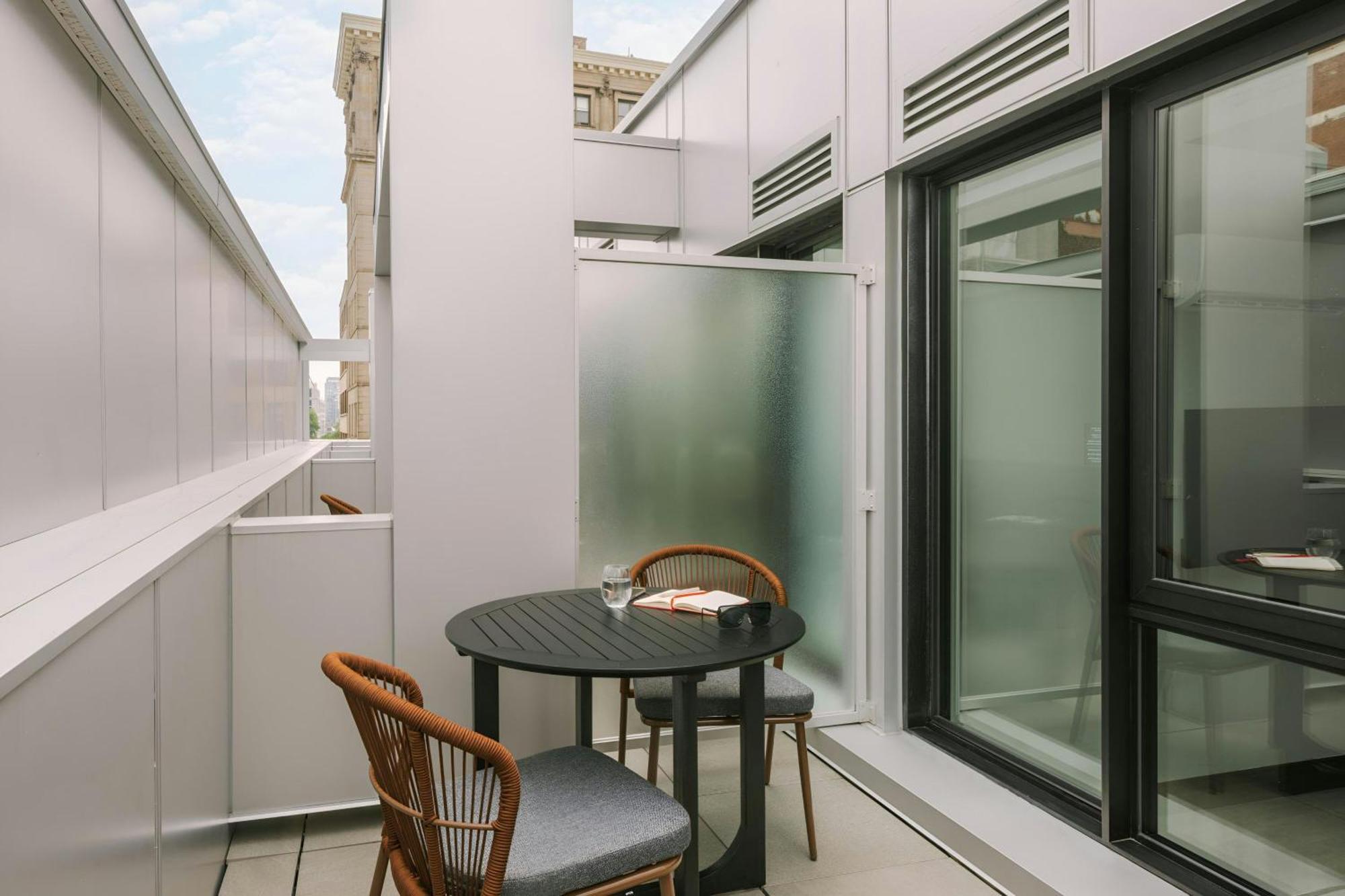Sonder By Marriott Bonvoy Lambert Apartments Old Montreal มอนทรีอัล ภายนอก รูปภาพ