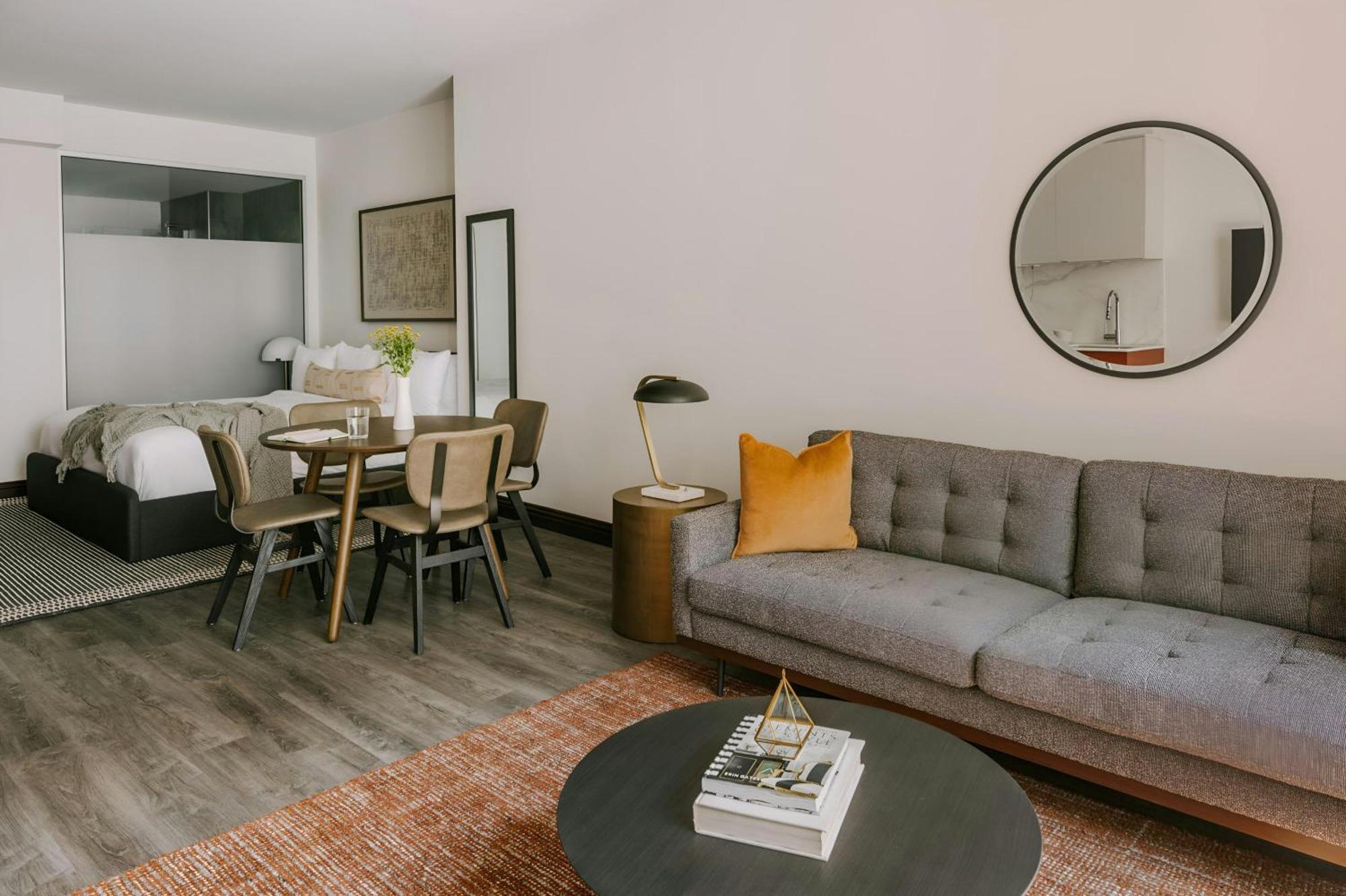 Sonder By Marriott Bonvoy Lambert Apartments Old Montreal มอนทรีอัล ภายนอก รูปภาพ