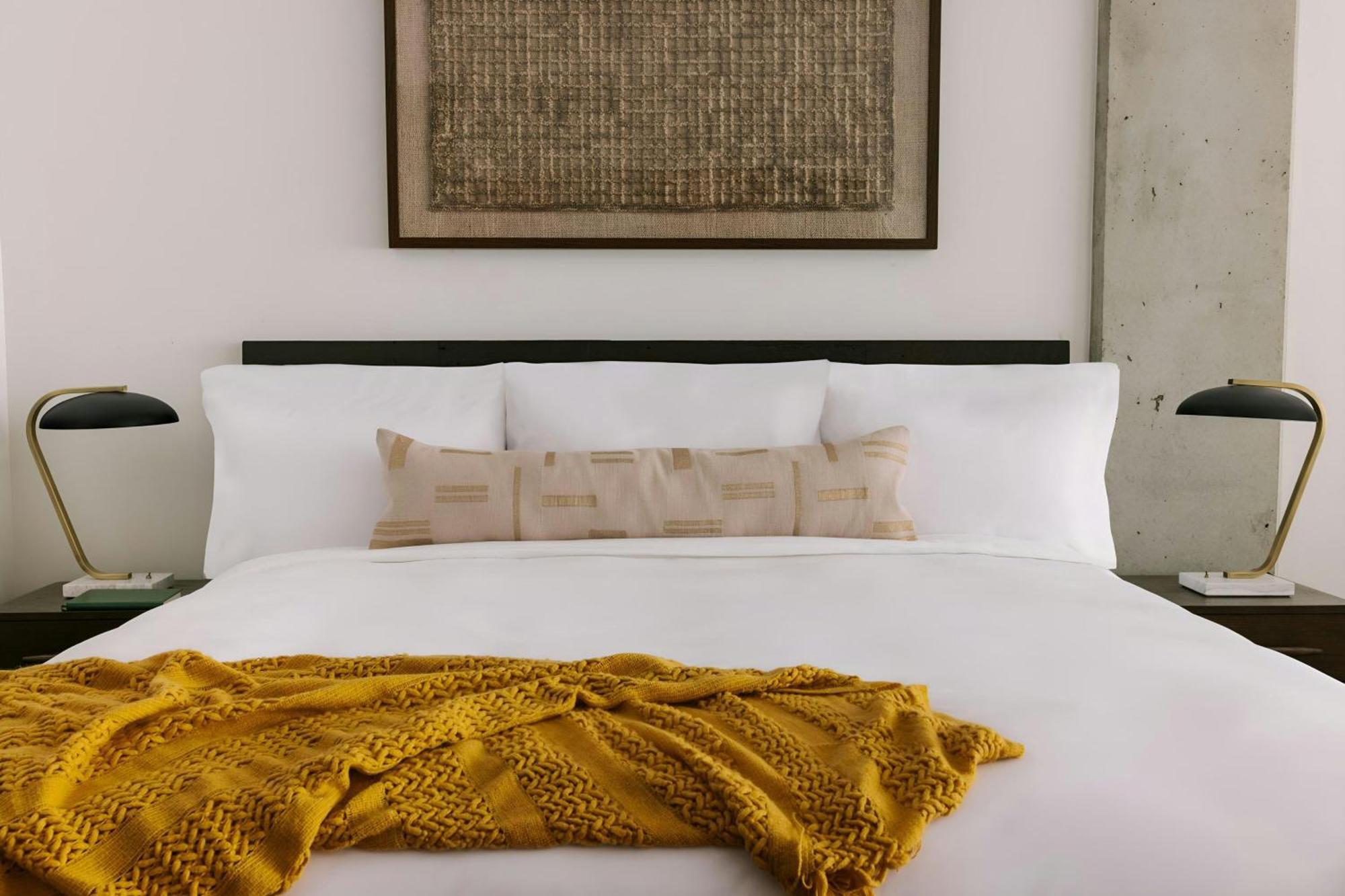 Sonder By Marriott Bonvoy Lambert Apartments Old Montreal มอนทรีอัล ภายนอก รูปภาพ